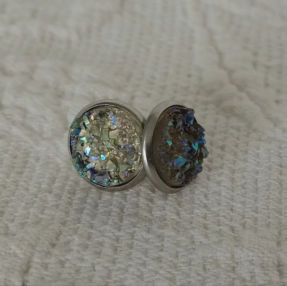 Mermaid Stud Earrings Druzy Geode Sparkly Purple Black Whimsigoth Raw Iridescent - Picture 4 of 7